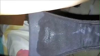 esposa chegou em casa cheia de porra