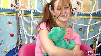 Real stupid blonde fucked on fake casting very easy