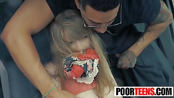 Dolly Leigh gets picked up and fucked