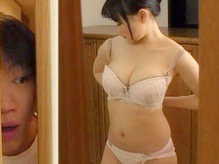 Ultimate XXX Experience with Horny Nippon Babe Akane Yoshinaga in the Steamy Bathroom