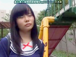 Sexually-charged encounter as naive schoolgirl gets lured, sucking pervy stranger's ice cream